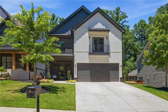 3562 S Sherwood Road SE, Smyrna, GA 30082