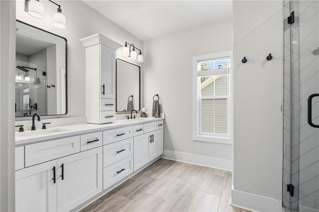 3562 S Sherwood Road SE, Smyrna, GA 30082
