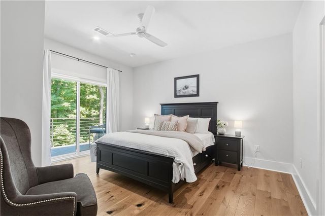 3562 S Sherwood Road SE, Smyrna, GA 30082