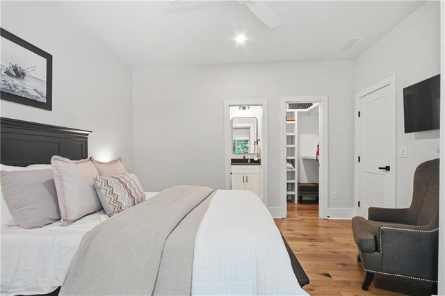 3562 S Sherwood Road SE, Smyrna, GA 30082