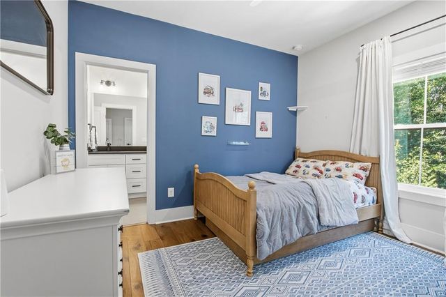 3562 S Sherwood Road SE, Smyrna, GA 30082