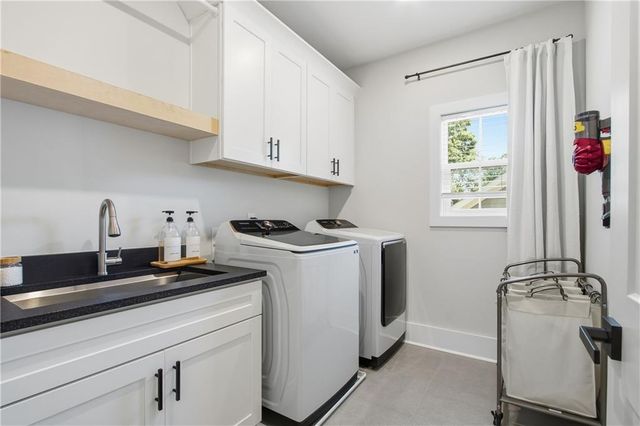 3562 S Sherwood Road SE, Smyrna, GA 30082