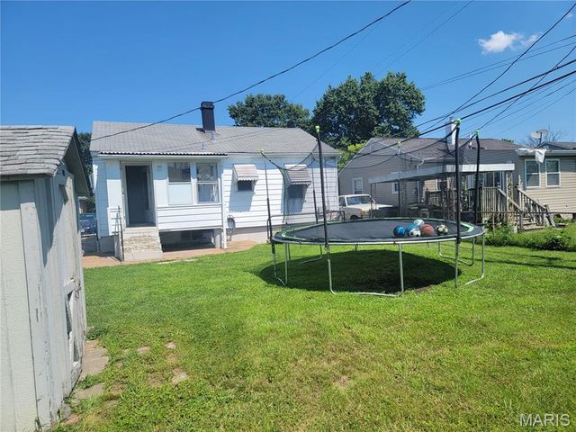 7316 Stolle Street, St Louis, MO 63116