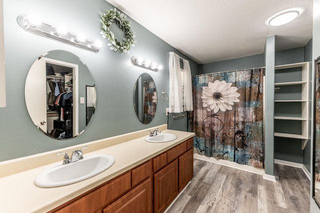 65 Cauthen Drive, Huntsville, TX 77320