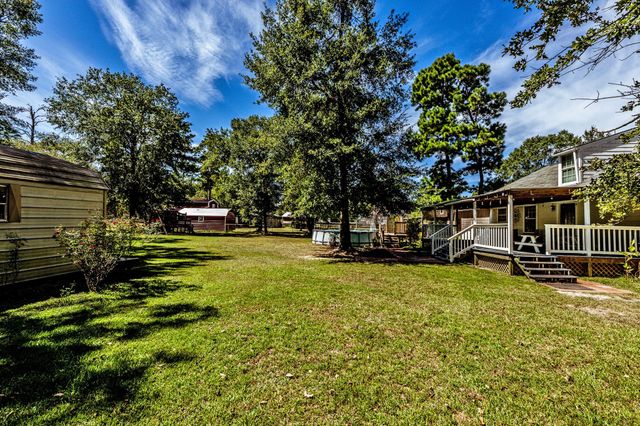 65 Cauthen Drive, Huntsville, TX 77320