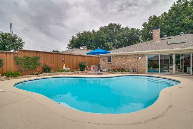 7419 Authon Drive, Dallas, TX 75248