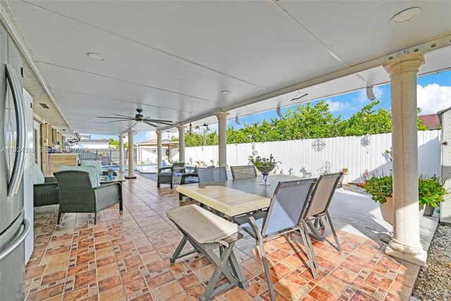 31 NW 133rd Pl, Miami, FL 33182