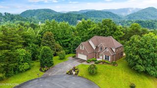 704 Blue Dun Court, Pigeon Forge, TN 37863