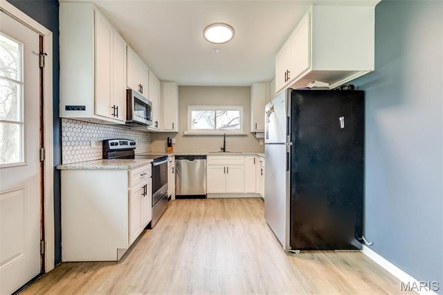 7837 La Belle Street, Affton, MO 63123