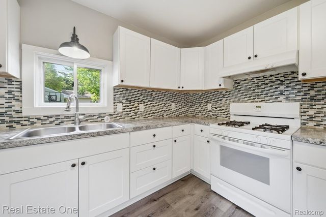 519 Franklin Street, Brighton, MI 48116