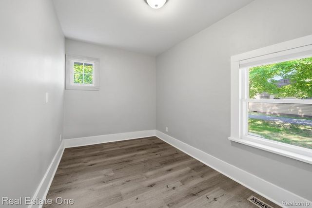 519 Franklin Street, Brighton, MI 48116