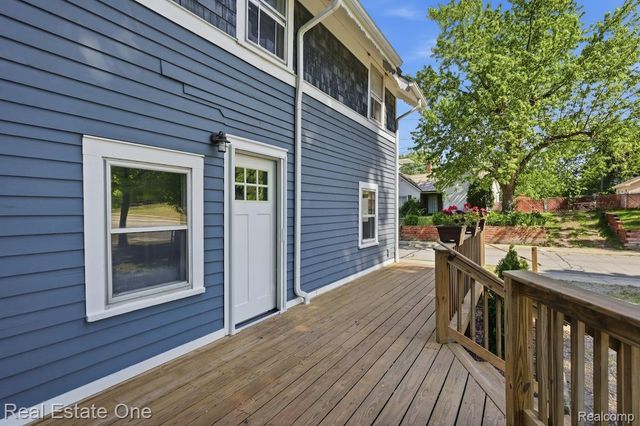 519 Franklin Street, Brighton, MI 48116
