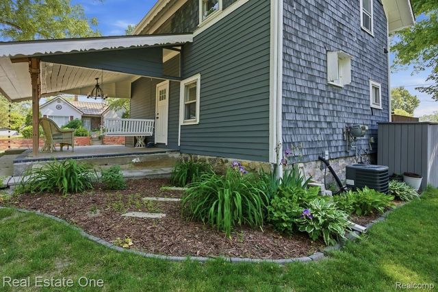 519 Franklin Street, Brighton, MI 48116