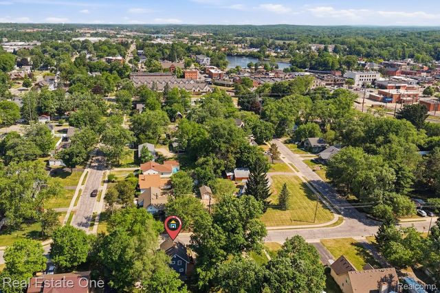 519 Franklin Street, Brighton, MI 48116