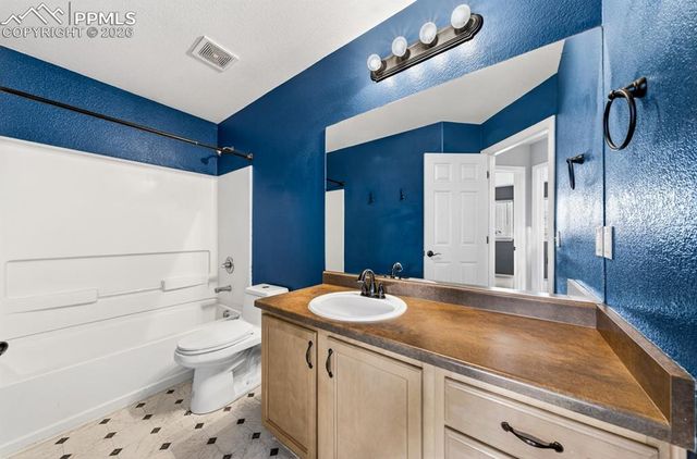 7983 Superior Hill Place, Colorado Springs, CO 80908