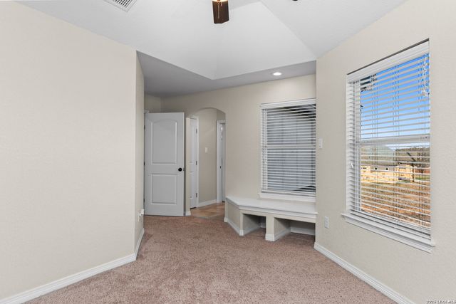 508 Wagon Train, La Vernia, TX 78121