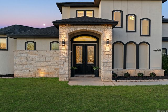 508 Wagon Train, La Vernia, TX 78121