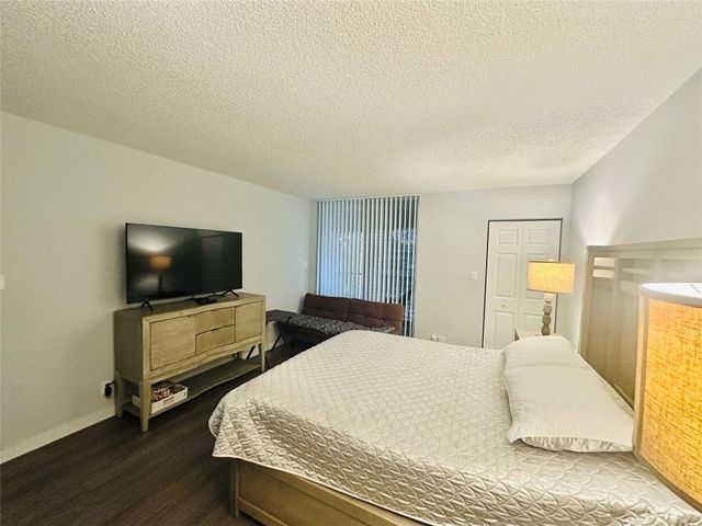 3341 NW 47th Terrace 306, Lauderdale Lakes, FL 33319