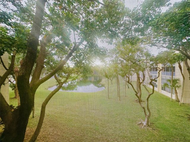 3341 NW 47th Terrace 306, Lauderdale Lakes, FL 33319