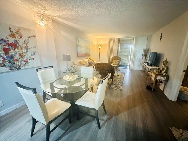 3341 NW 47th Terrace 306, Lauderdale Lakes, FL 33319