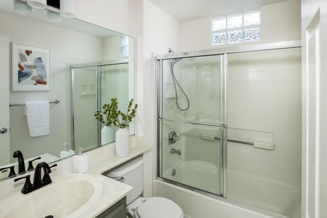 500 Baltic Circle 536, Redwood City, CA 94065