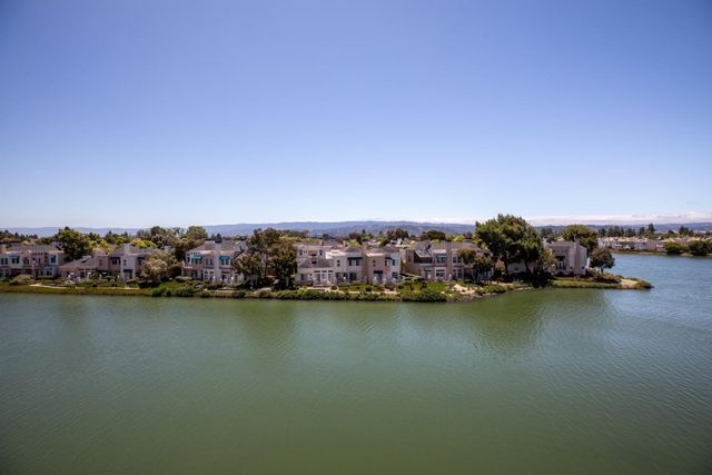 500 Baltic Circle 536, Redwood City, CA 94065