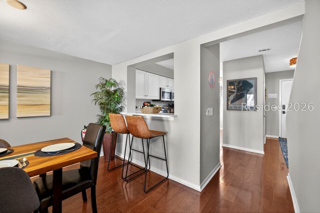 15 Deallyon Ave Apt 44, Hilton Head Island, SC 29928