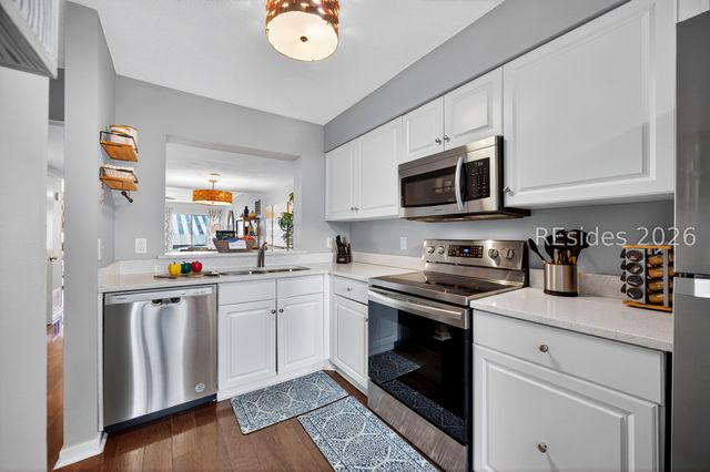 15 Deallyon Ave Apt 44, Hilton Head Island, SC 29928