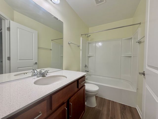 1492 Orchid Street, Yorkville, IL 60560