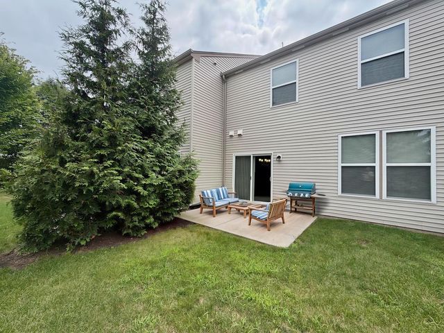 1492 Orchid Street, Yorkville, IL 60560