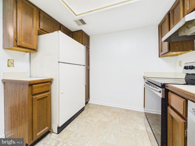 311 PLEASANT KNOLL CT, Newark, DE 19711
