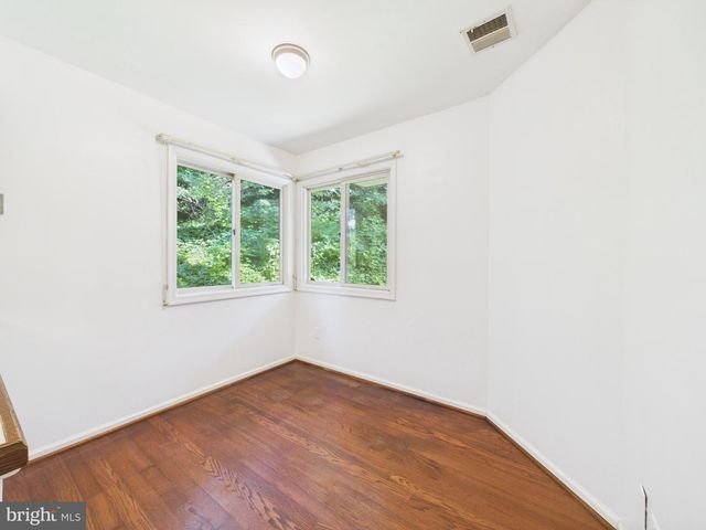 311 PLEASANT KNOLL CT, Newark, DE 19711