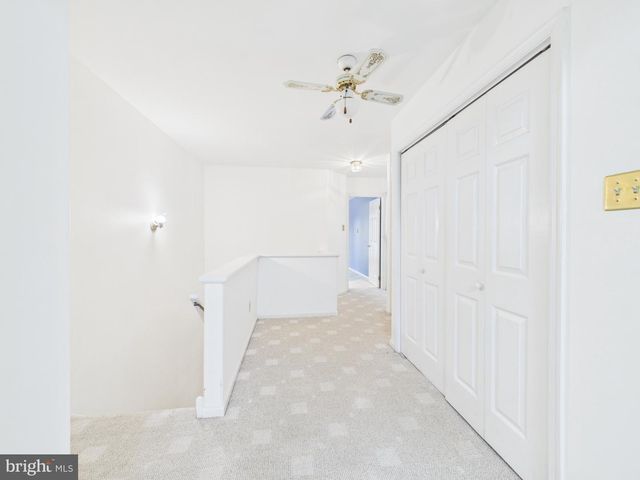311 PLEASANT KNOLL CT, Newark, DE 19711