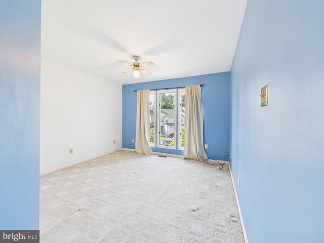 311 PLEASANT KNOLL CT, Newark, DE 19711