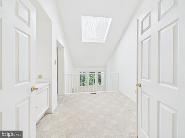 311 PLEASANT KNOLL CT, Newark, DE 19711
