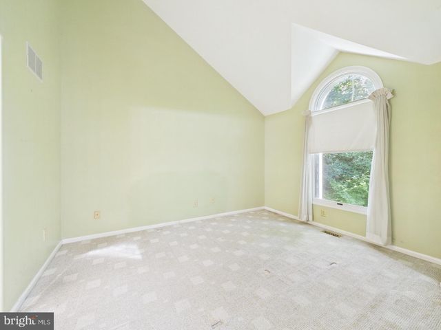 311 PLEASANT KNOLL CT, Newark, DE 19711