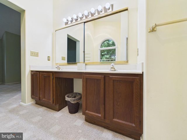 311 PLEASANT KNOLL CT, Newark, DE 19711