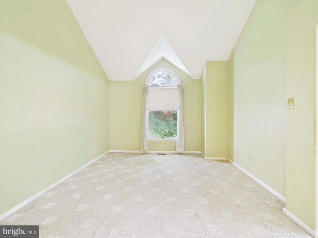 311 PLEASANT KNOLL CT, Newark, DE 19711