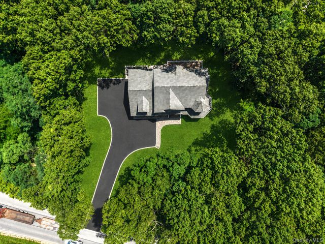 48 S Rt 25A E Route 25A, Shoreham, NY 11786
