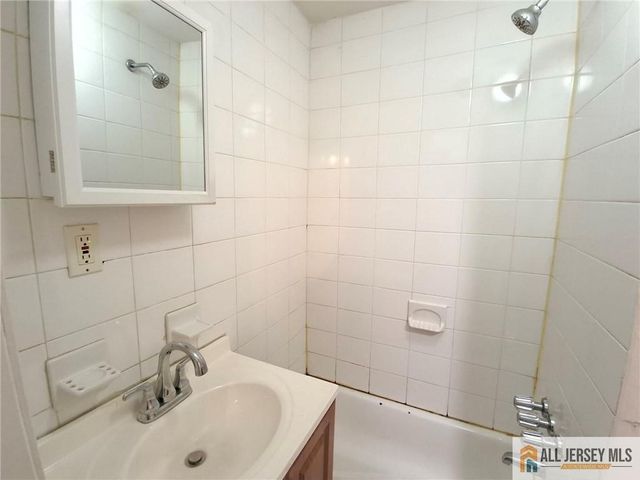 27 Obert Street A, South River, NJ 08882