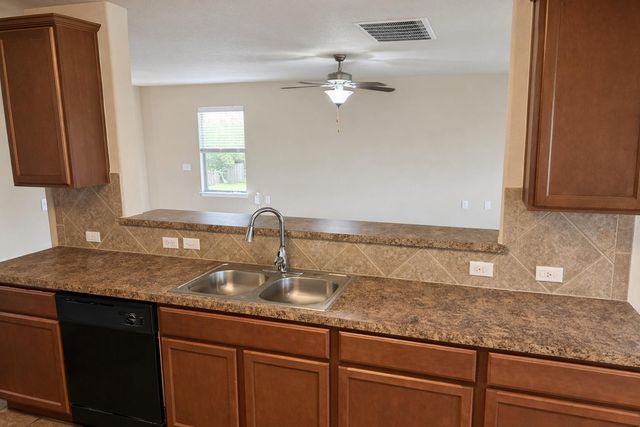 7108 Outfitter DR, Austin, TX 78744