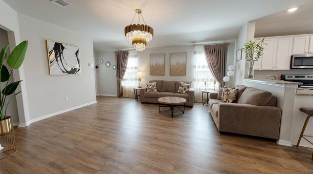 425 Shiner LN, Georgetown, TX 78626