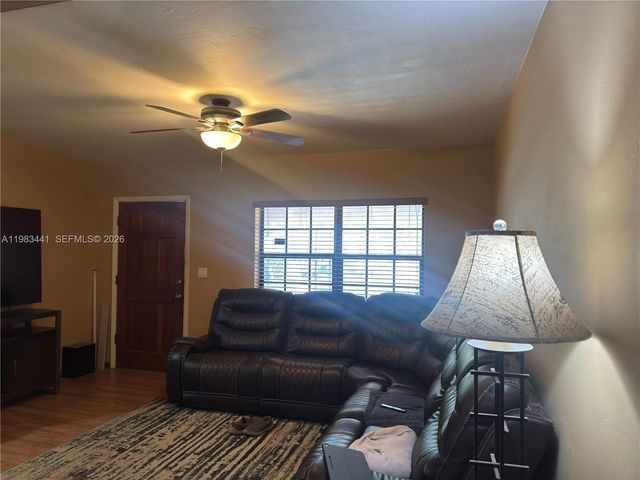 2660 SW 36th Avenue, Miami, FL 33133