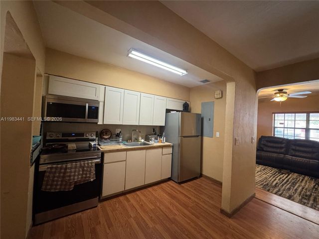 2660 SW 36th Avenue, Miami, FL 33133