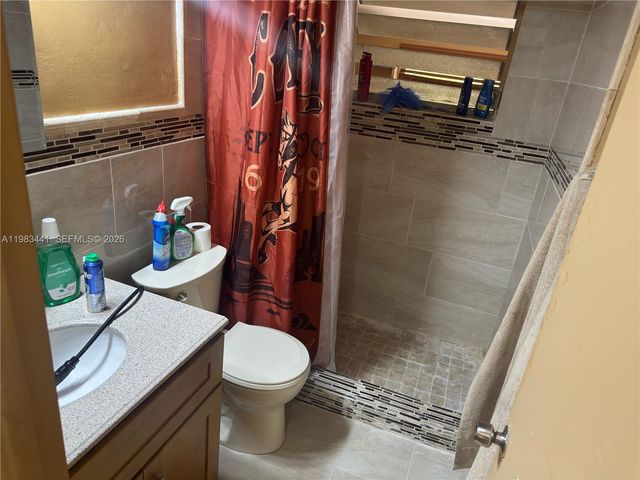 2660 SW 36th Avenue, Miami, FL 33133