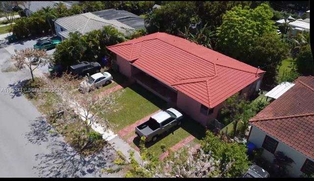 2660 SW 36th Avenue, Miami, FL 33133