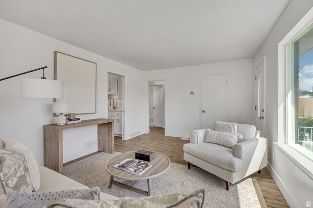 5889 S 2600 W, Roy, UT 84067