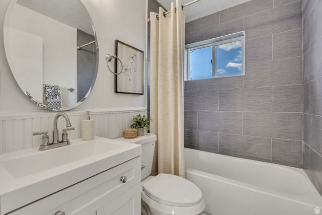 5889 S 2600 W, Roy, UT 84067