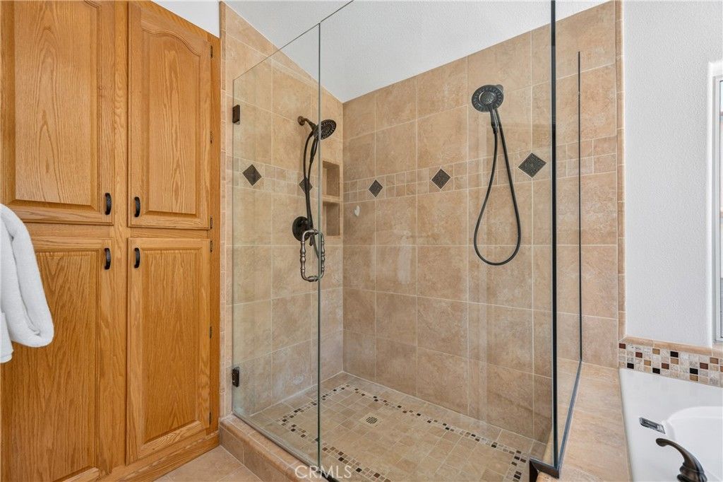 Image 41 of property listing at 4643 Greencrest Way, Palmdale, CA 93551