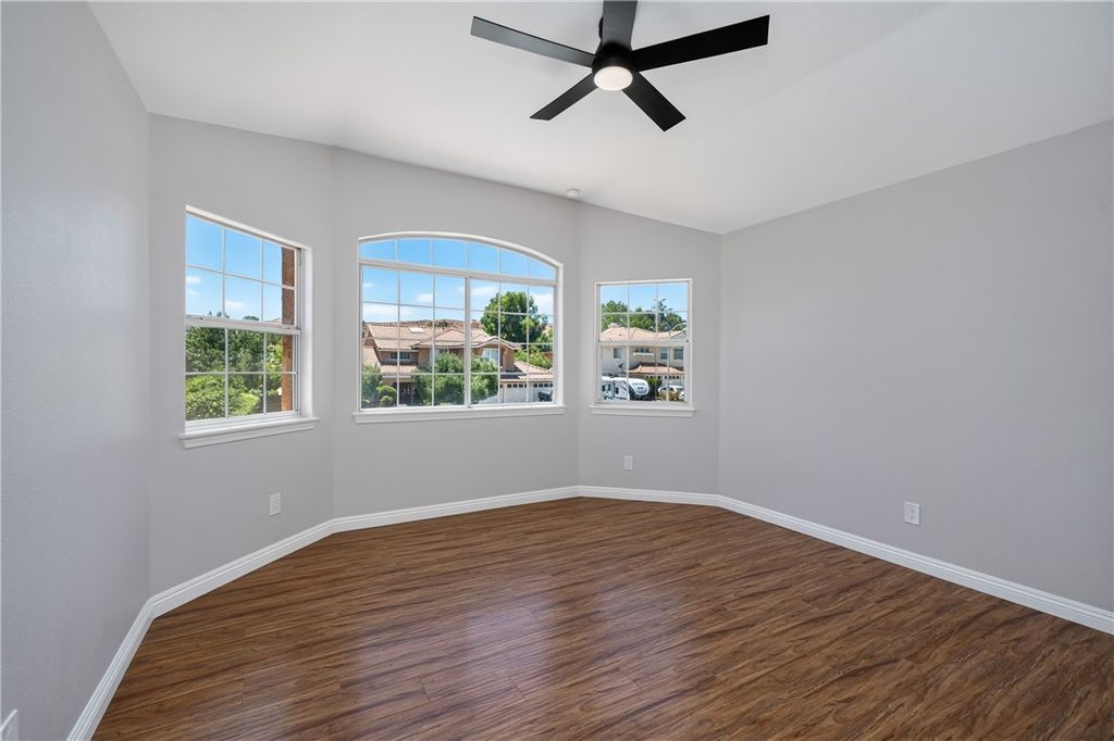 Image 49 of property listing at 4643 Greencrest Way, Palmdale, CA 93551